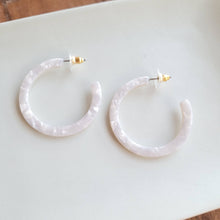 Load image into Gallery viewer, Spiffy &amp; Splendid - Camy Hoops - Pearl
