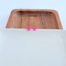 Load image into Gallery viewer, Spiffy &amp; Splendid - Hand Drawn Heart Studs - Hot Pink
