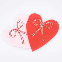 Load image into Gallery viewer, Heart With Bow Napkins (x 16)
